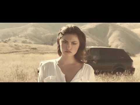 Phoebe Tonkin en el Video Clip de Miles Fisher