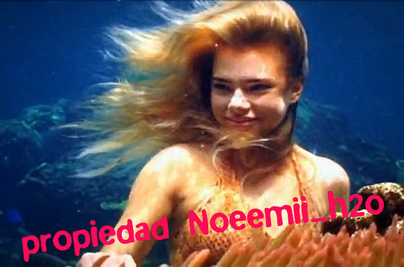 Bella en el mar