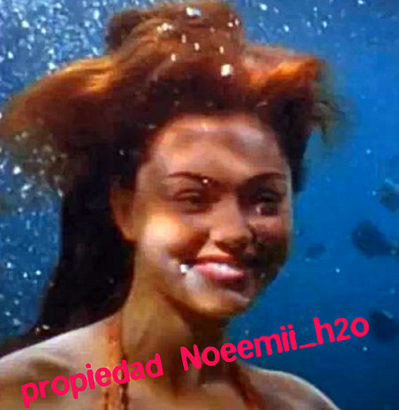 Cleo en el mar