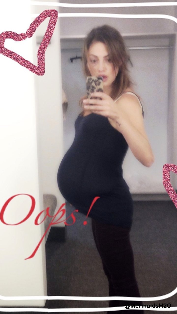 Behind the scenes Phoebe en The Originals T1