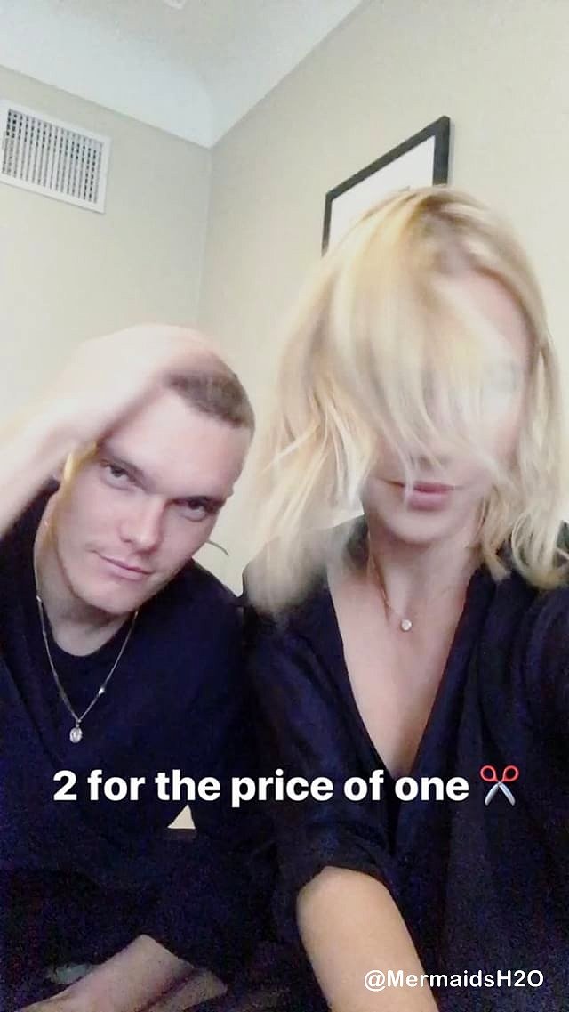 Claire Holt con su amigo Luke Baines
