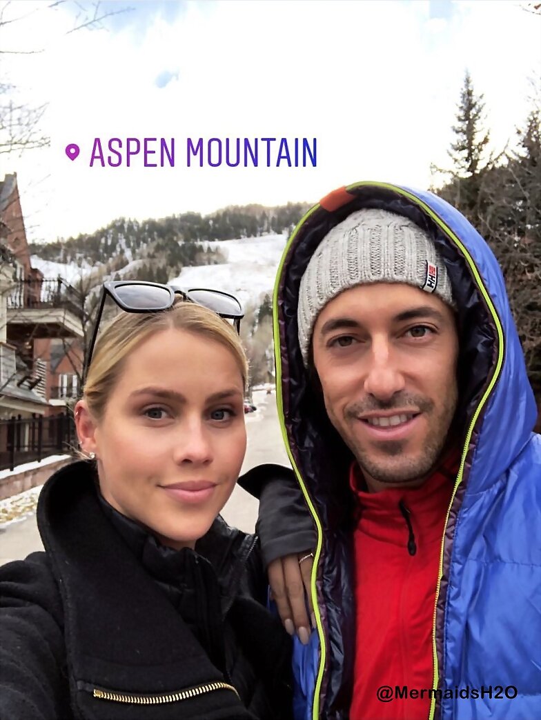 Claire Holt y su prometido Andrew Joblon | Dec2017