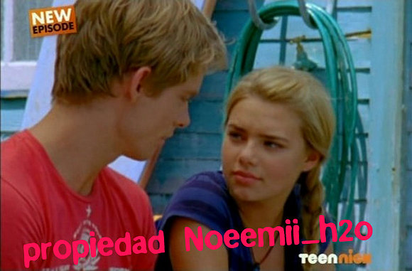 Bella y Will apunto de besarse