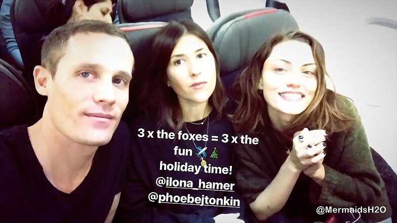 Phoebe Tonkin - Instagram Story Diciembre 2017