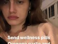Phoebe Tonkin - Instagram Story Diciembre 2017