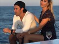 Claire Holt con su novio Andrew Joblon en 2017
