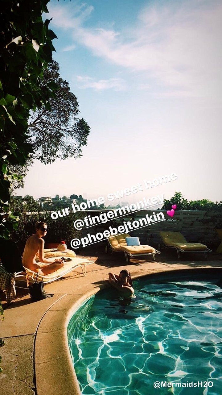 Phoebe Tonkin - Instagram Story January 2018