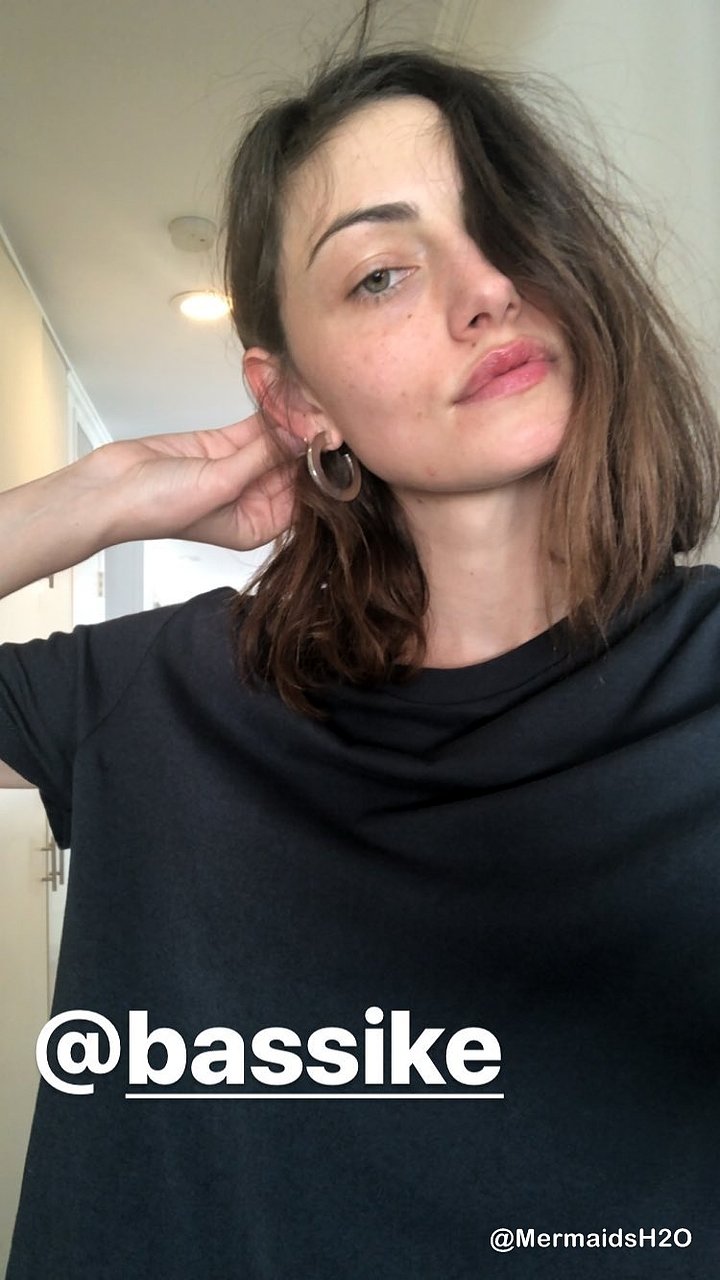 Phoebe Tonkin - Instagram Story February 2018