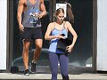 Claire Holt y su hermano Alex saliendo de gym 2014