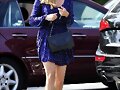 Claire Holt sale del salon Drybar en LA, 2014