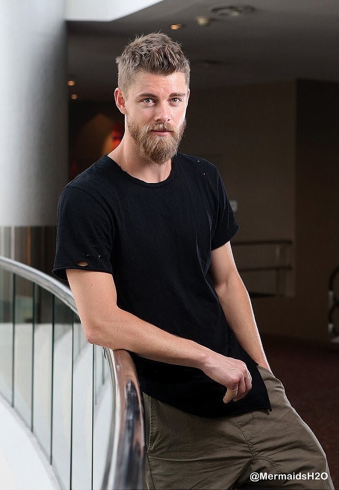 Luke Mitchell