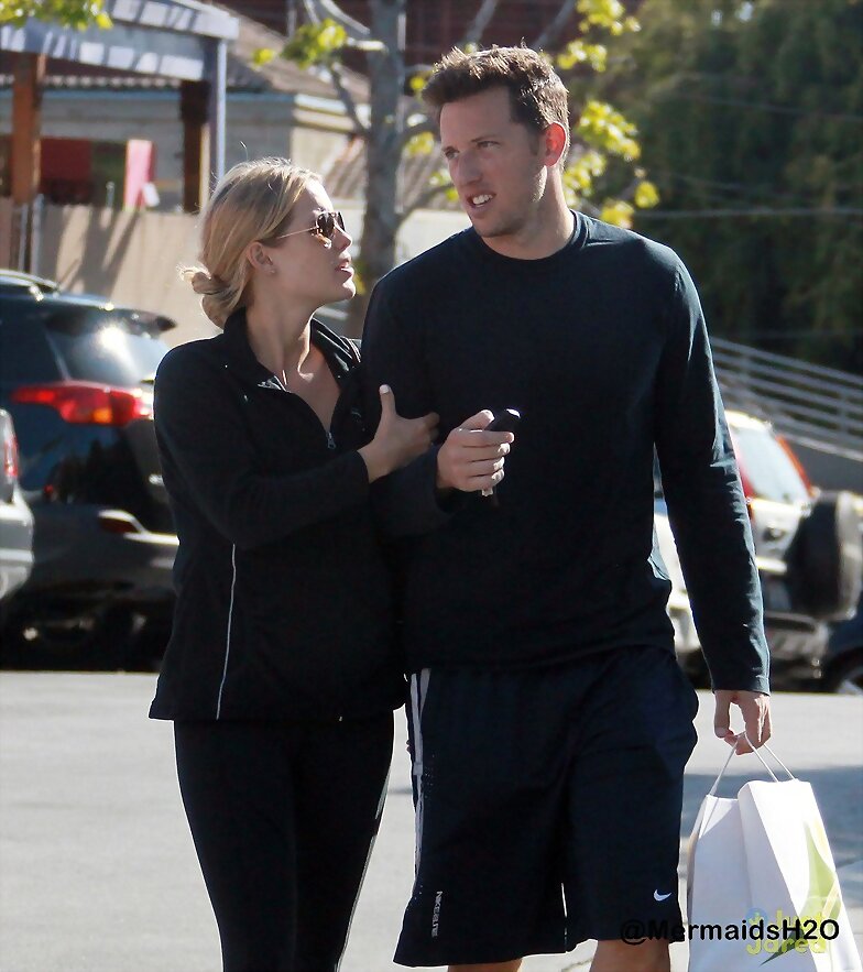 Claire Holt & Matt Kaplan en LA (April 26, 2014)