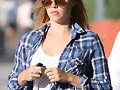 Claire Holt y su madre en West Hollywood, May 2014