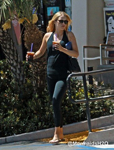 Claire Holt en Los Angeles (May 10, 2014)