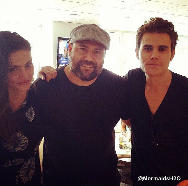 Phoebe Tonkin & Paul Wesley en US Open, Aug 2014