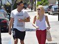 Claire Holt y su amigo Nick Hounslow en LA, 2014