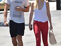 Claire Holt y su amigo Nick Hounslow en LA, 2014