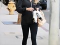 Claire Holt caminando al gym en LA, Aug 11, 2014