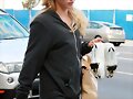 Claire Holt caminando al gym en LA, Aug 11, 2014