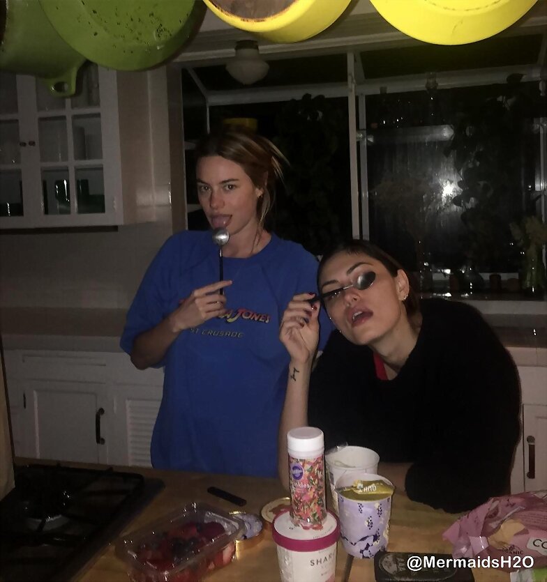 Phoebe Tonkin & Camille Rowe | 2018