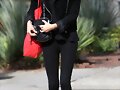 Phoebe Tonkin en Los Angeles (Dec 17, 2014)