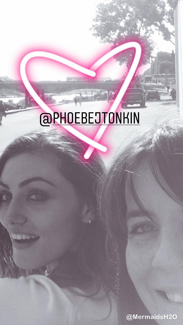 Phoebe Tonkin en Paris, Francia (May 2018)