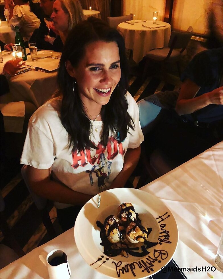 Claire Holt celebró su 30 cumpleaños el 11 Junio