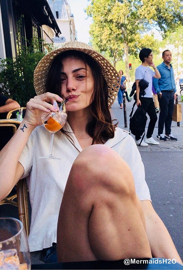 Phoebe Tonkin | 2018