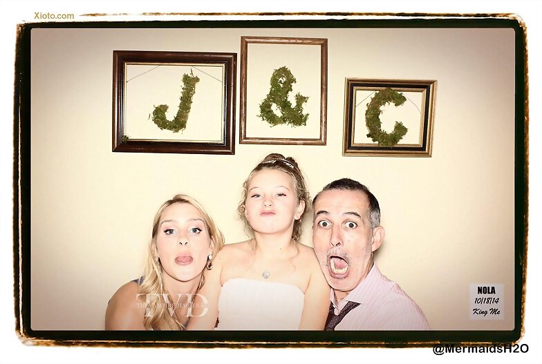 Claire Holt - photobooth boda de Candice 2014