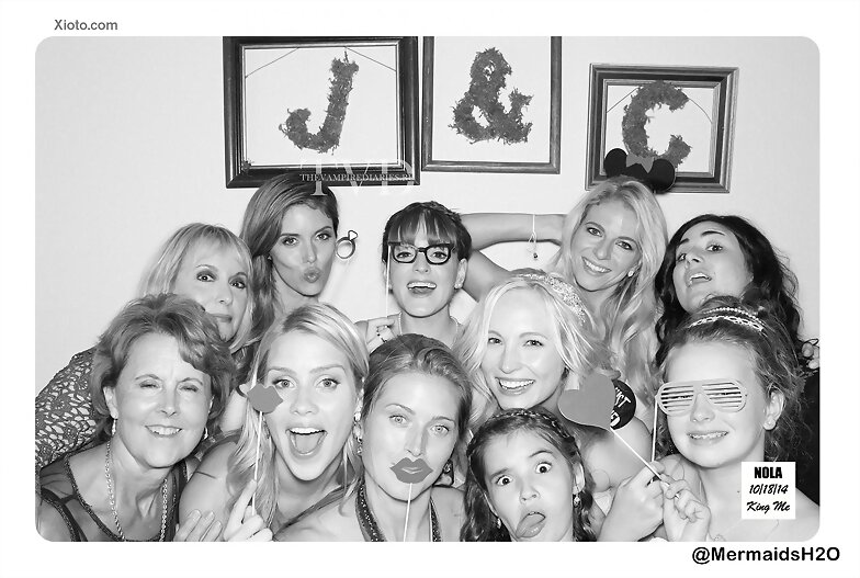 Claire Holt - photobooth boda de Candice 2014