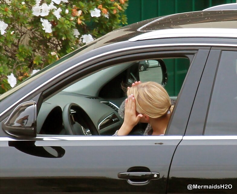 Claire Holt en West Hollywood, LA (Dec 6, 2014)