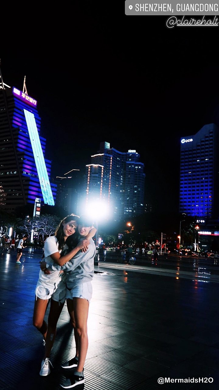 Claire Holt & Stacey Kenealy en Hong Kong | 2018