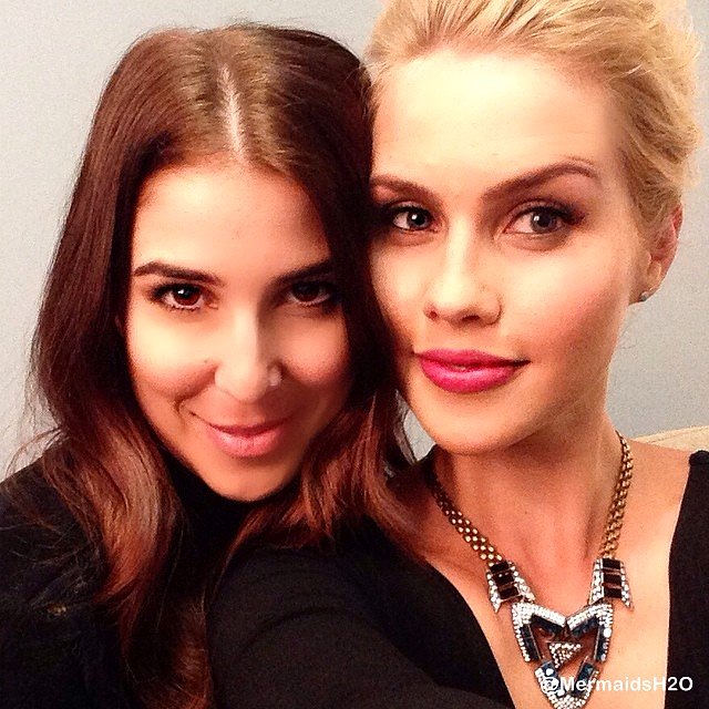 Claire Holt con su amiga Stacey Kenealy | 2014