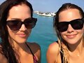 Claire Holt y su hermana en Italia | July 2018
