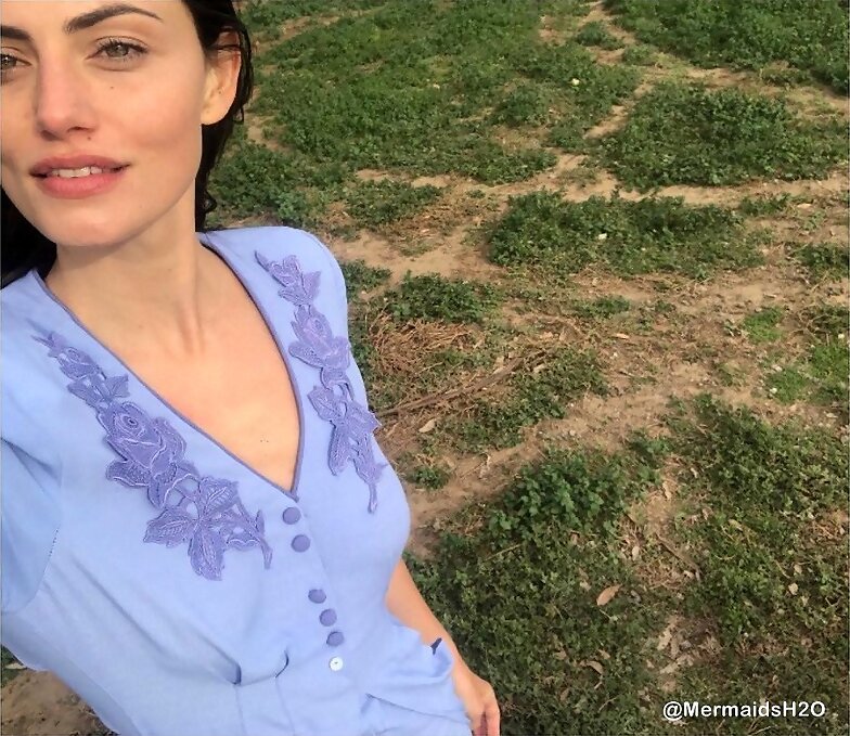 Phoebe Tonkin bts en su nuevo projecto 'Bloom'