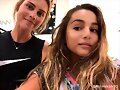 Claire Holt con una fan | 2018