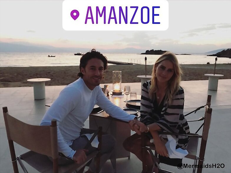 Claire Holt y Andrew Joblon luna de miel, Aug 2018
