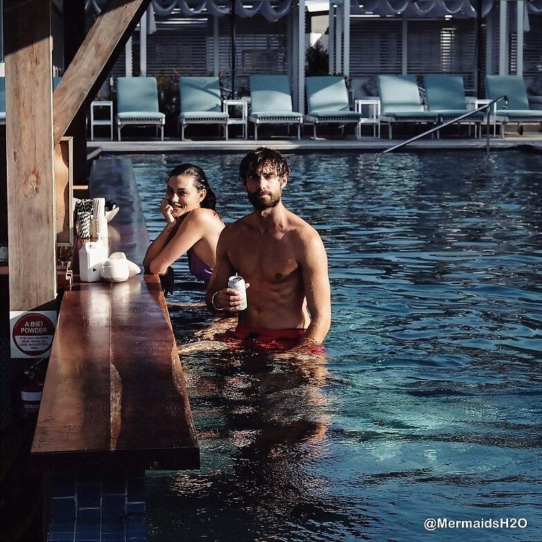 Phoebe Tonkin en Brisbane | Aug 2018