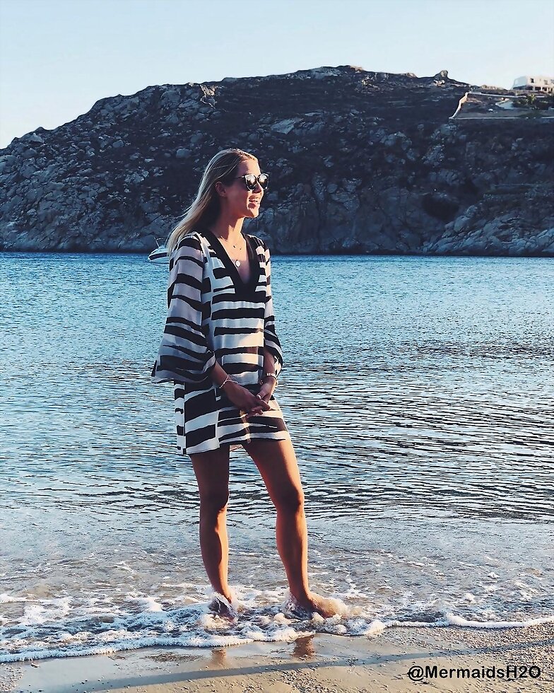 Claire Holt de vacaciones en Mykonos | Sept 2018