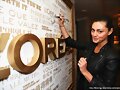 Phoebe Tonkin; Sal&oacute;n de Lujo HBO Con L&#039;Oreal Paris