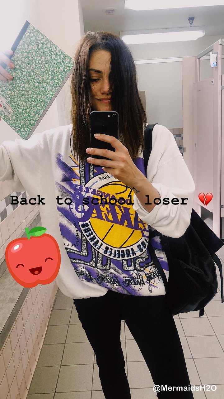 Phoebe Tonkin - Instagram Story Oct 2018
