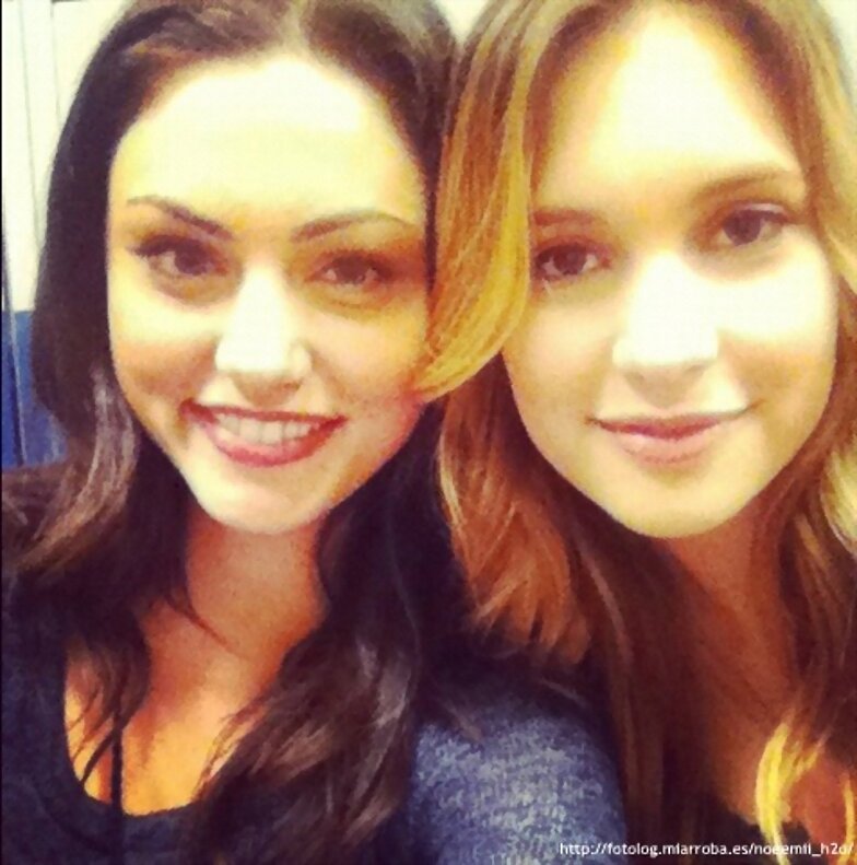 Behind-the-scenes Phoebe Tonkin El círculo secreto