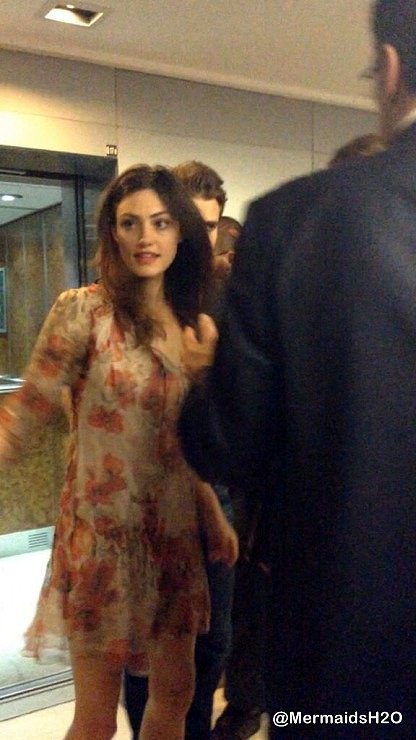 Phoebe Tonkin en Bite Me I’m Famous 2 | Paris 2014