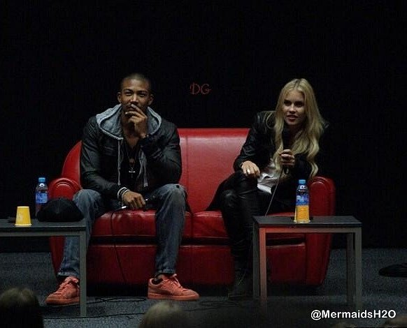 Claire Holt en Bite Me I’m Famous 2 | Paris 2014