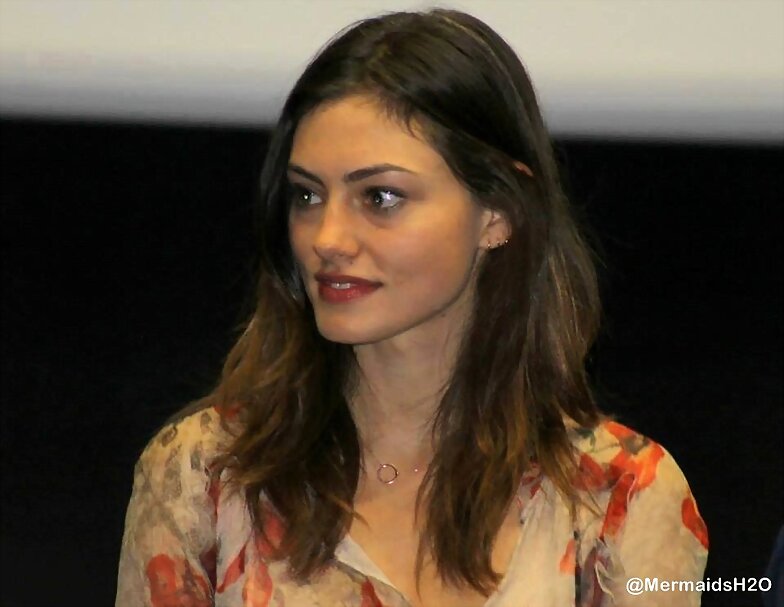 Phoebe Tonkin en Bite Me I’m Famous 2 | Paris 2014