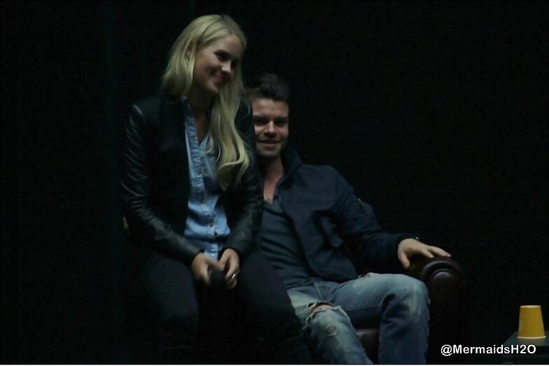 Claire Holt en Bite Me I’m Famous 2 | Paris 2014