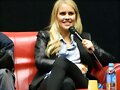 Claire Holt en Bite Me I&rsquo;m Famous 2 | Paris 2014