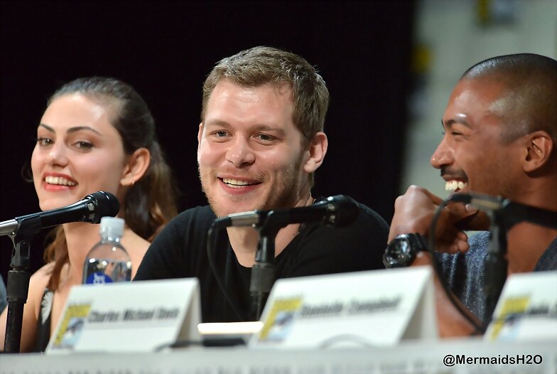 Phoebe Tonkin - 'The Originals' Comic Con 2014