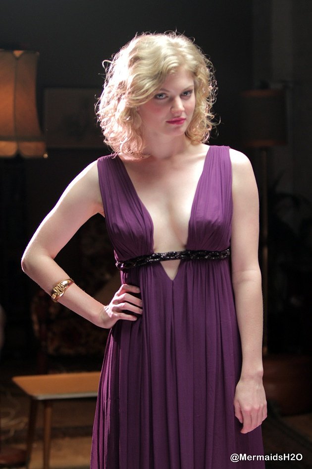 Cariba Heine en The Future Machine (2010)