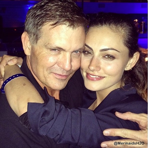 Phoebe Tonkin & Kevin Williamson | Comic Con 2014
